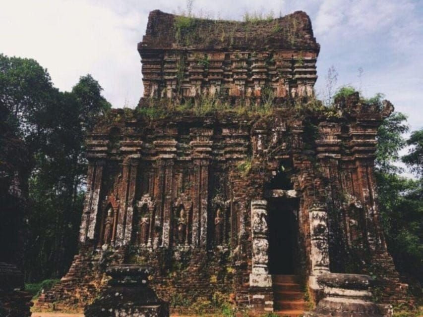 From Hoi An: Half-Day My Son Sanctuary & Sunset Cruise